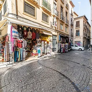 https://nice-apartment-catedral-granada.es-andalucia.com