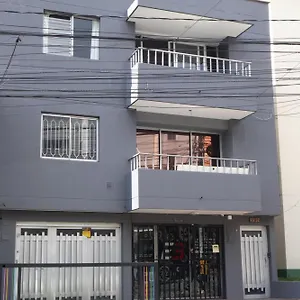 Habitación en casa particular Living Poblado Manila 301 F Individual, Medellín